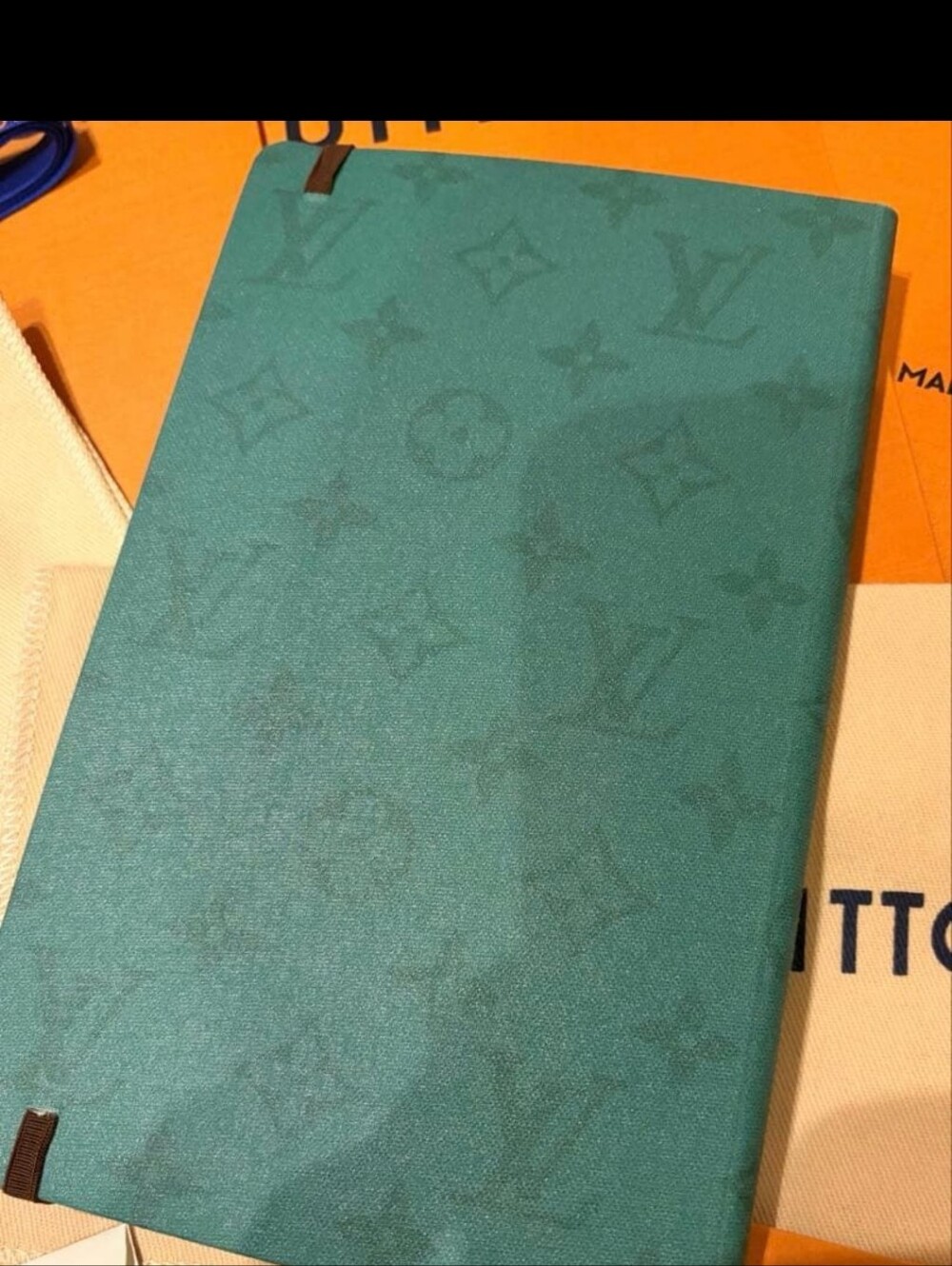 Louis Vuitton Notebook Set - Picture 7 of 10